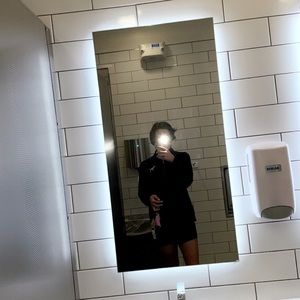 Meet your Posher, Sydney